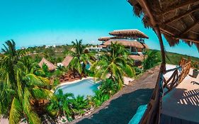 Ensueño Holbox&Beach Club